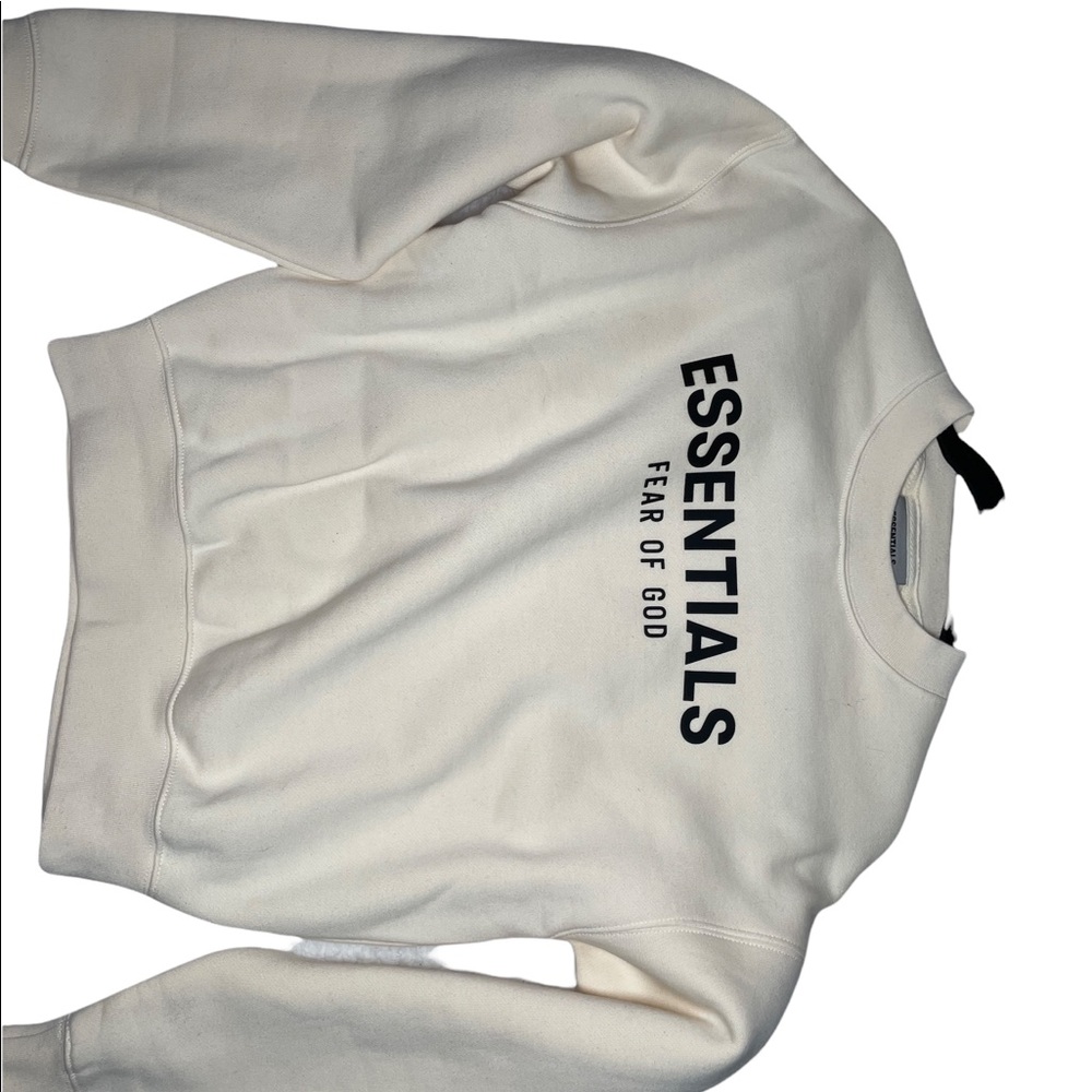 Essential kids sweater